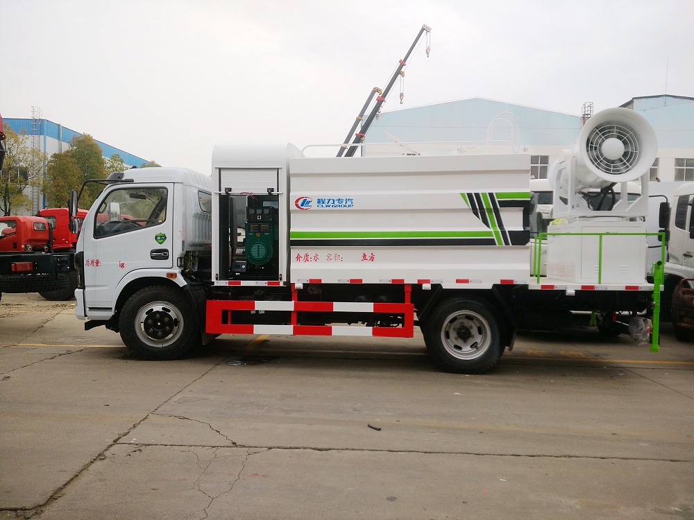 東風(fēng)凱普特多功能霧炮車國(guó)六6.5立方/30-60米霧炮