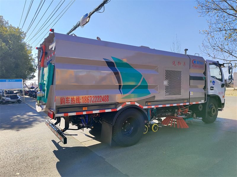 東風大多利卡洗掃車（4方塵箱.5方水箱）
