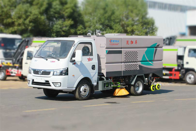 東風途逸藍牌洗掃車